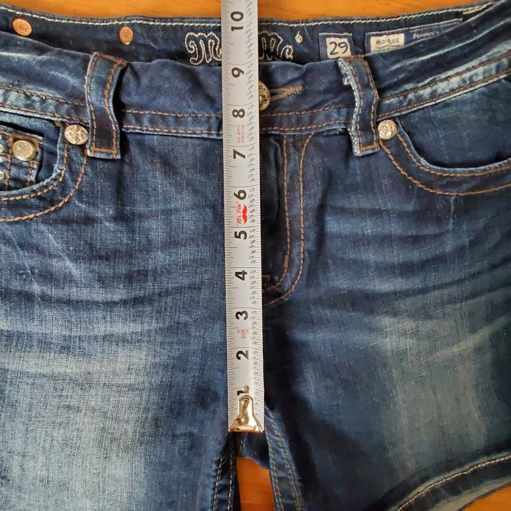 Miss Me Mid Rise Easy Shorts Denim Jean 29 Embellished Western Sequined Stretch
